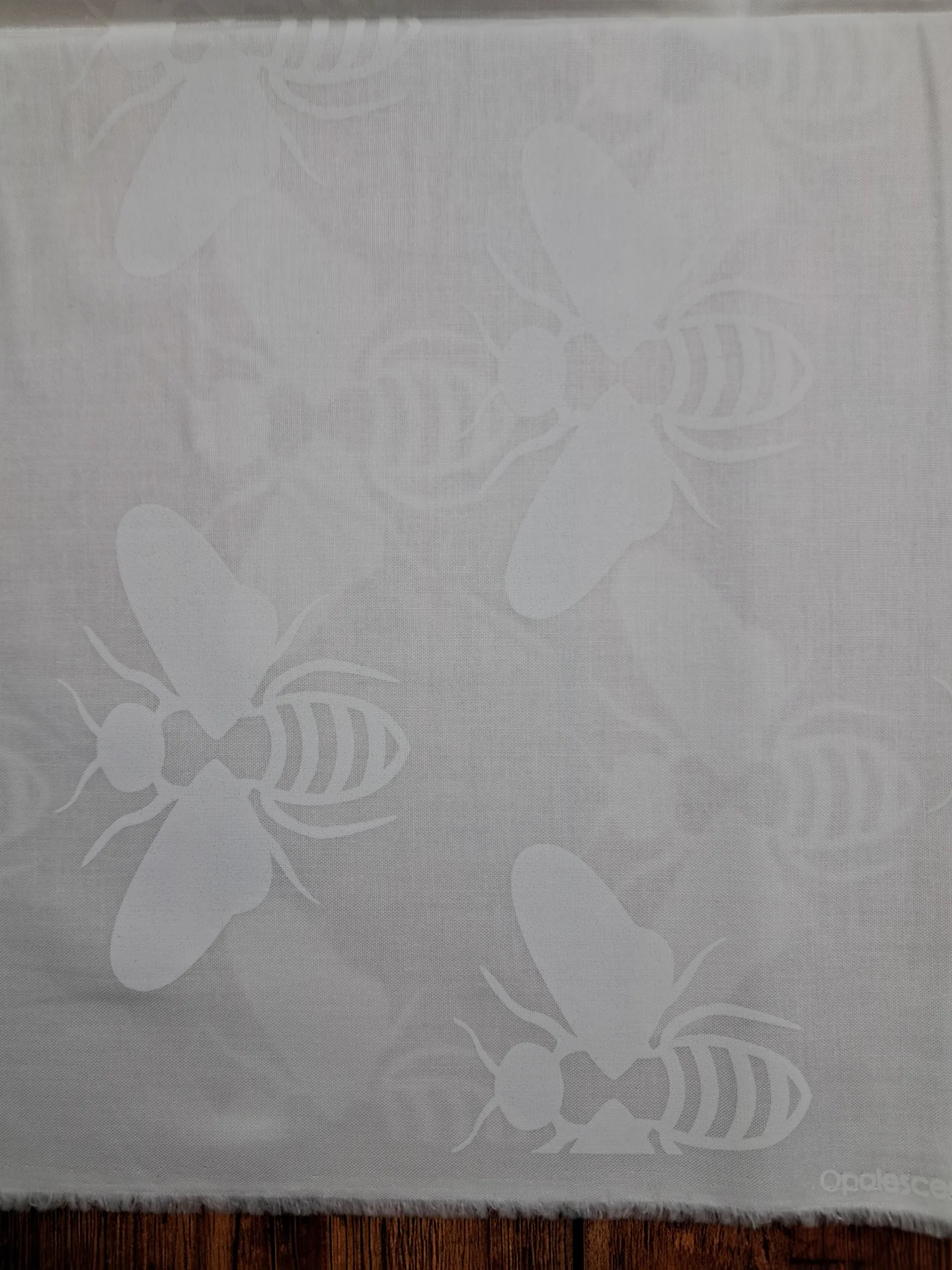 Blender Opalescent Large White Bees on White