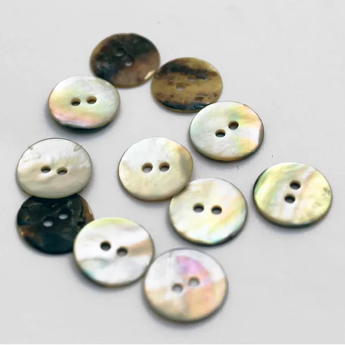 Button 163821 20L Natural Shell