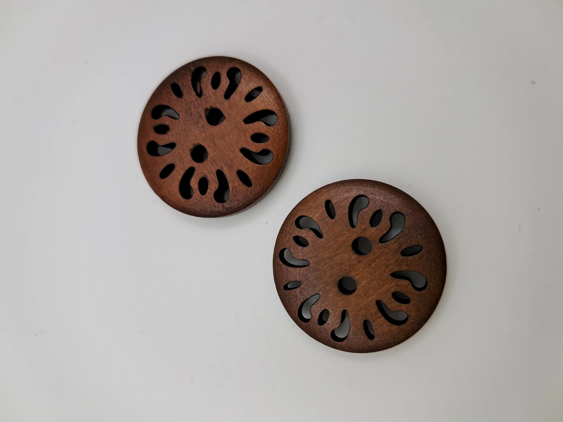 Button 26CH Chocolate Vintage 25mm
