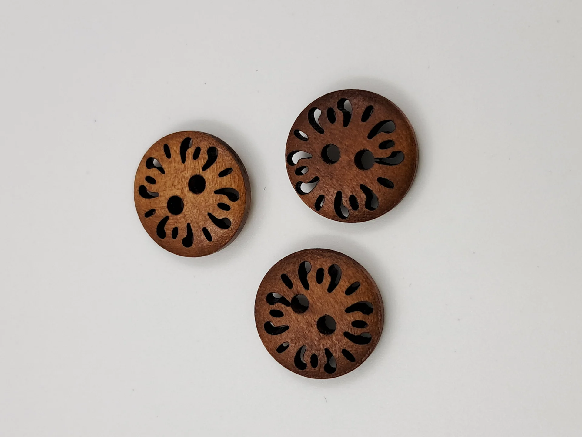 Button 26CH15 Chocolate Vintage 15mm