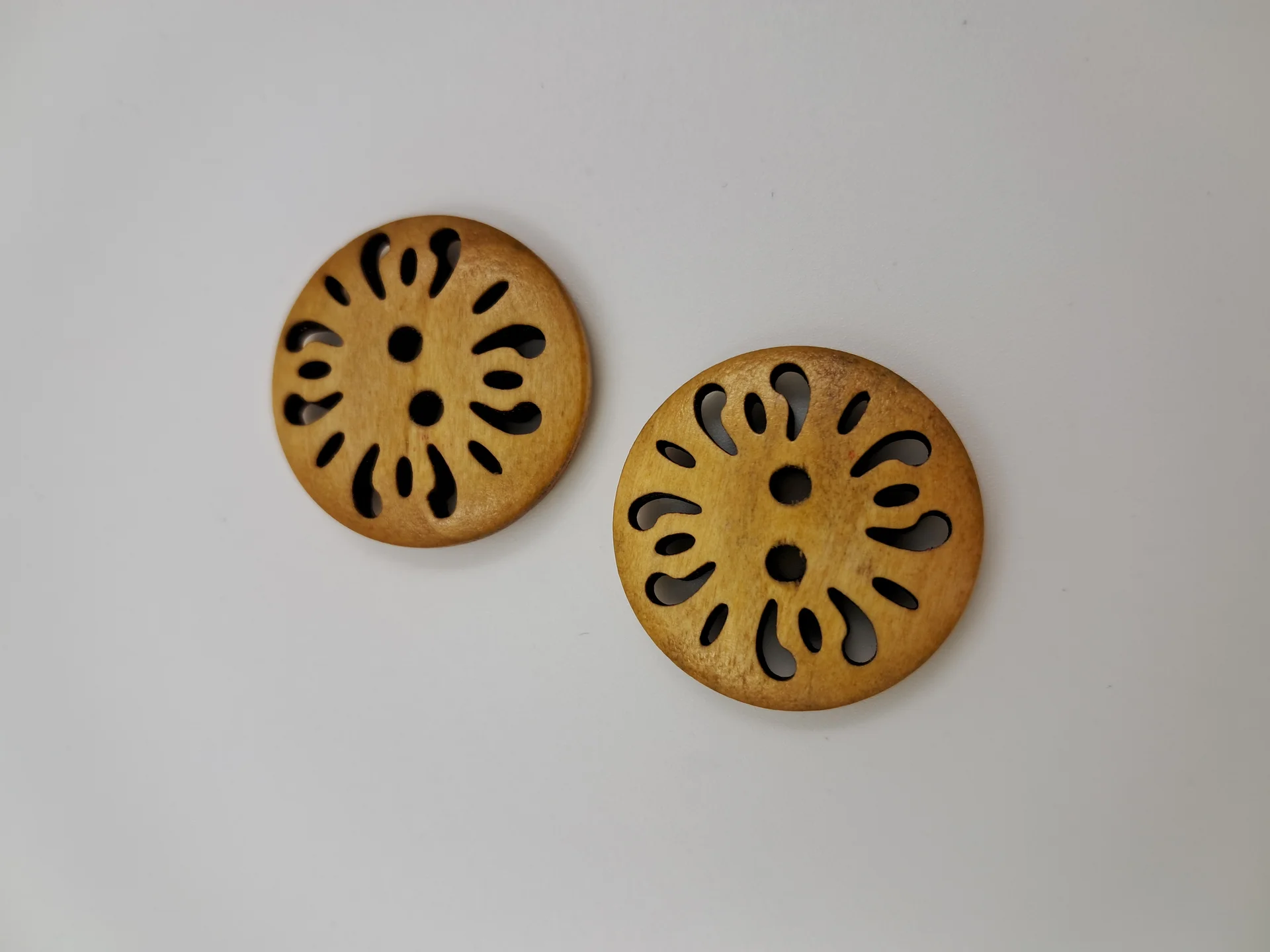 Button 26MU25 Mustard Vintage 25mm
