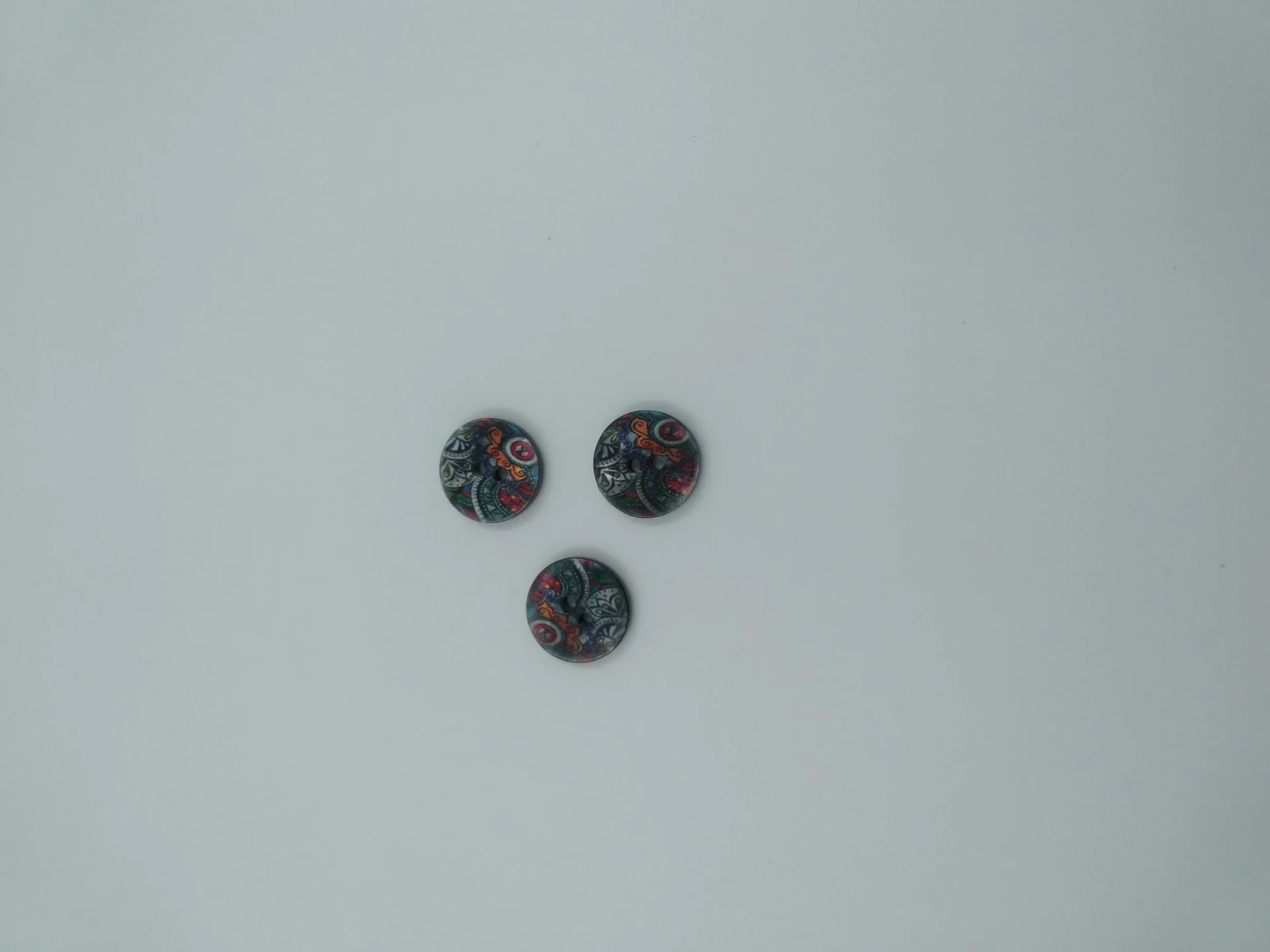 Button IA 41758 24 Grey Fancy