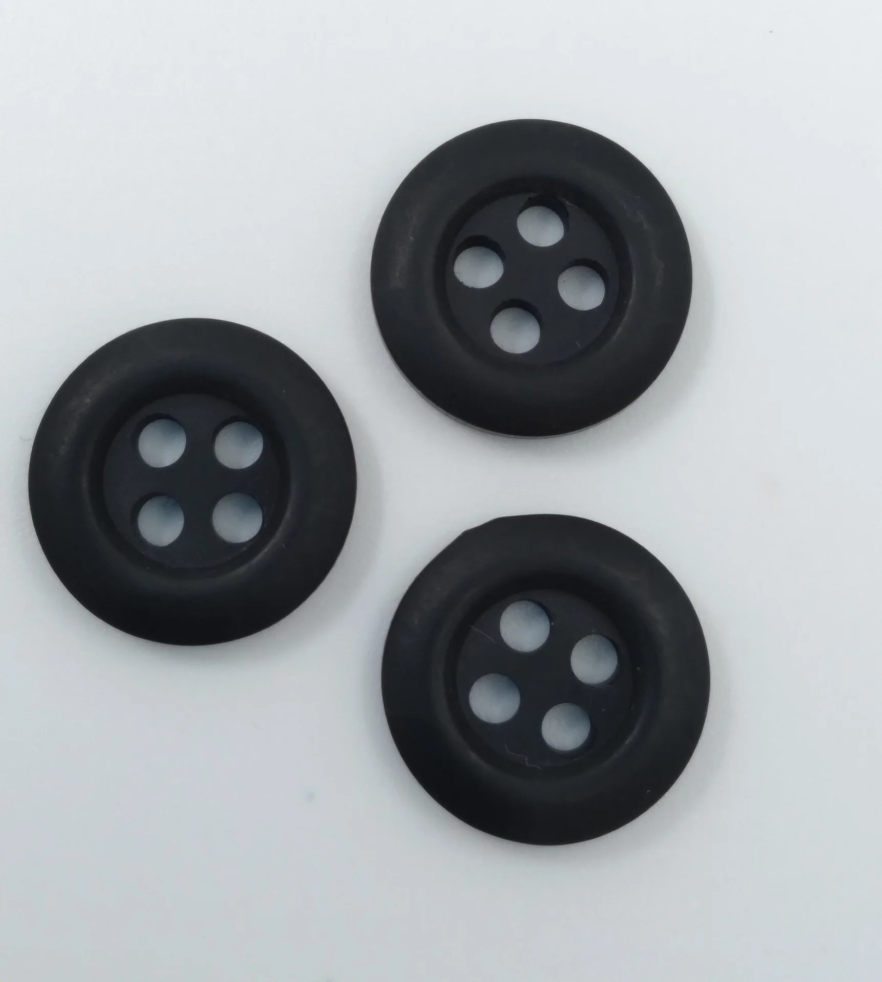 Buttons HF 6462 L18 Blk Fisheye