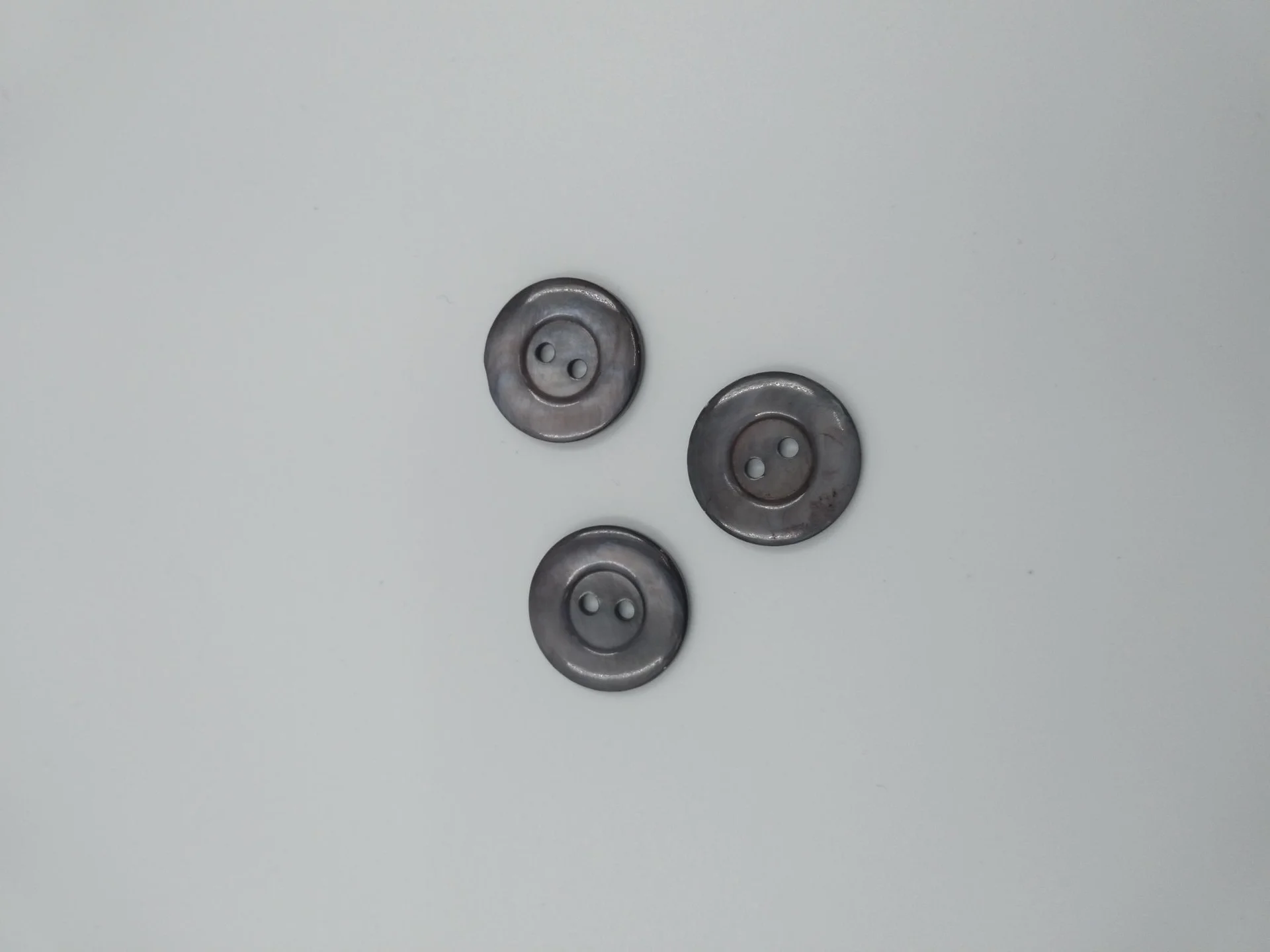 Buttons T2286 L32 Smoke 2H