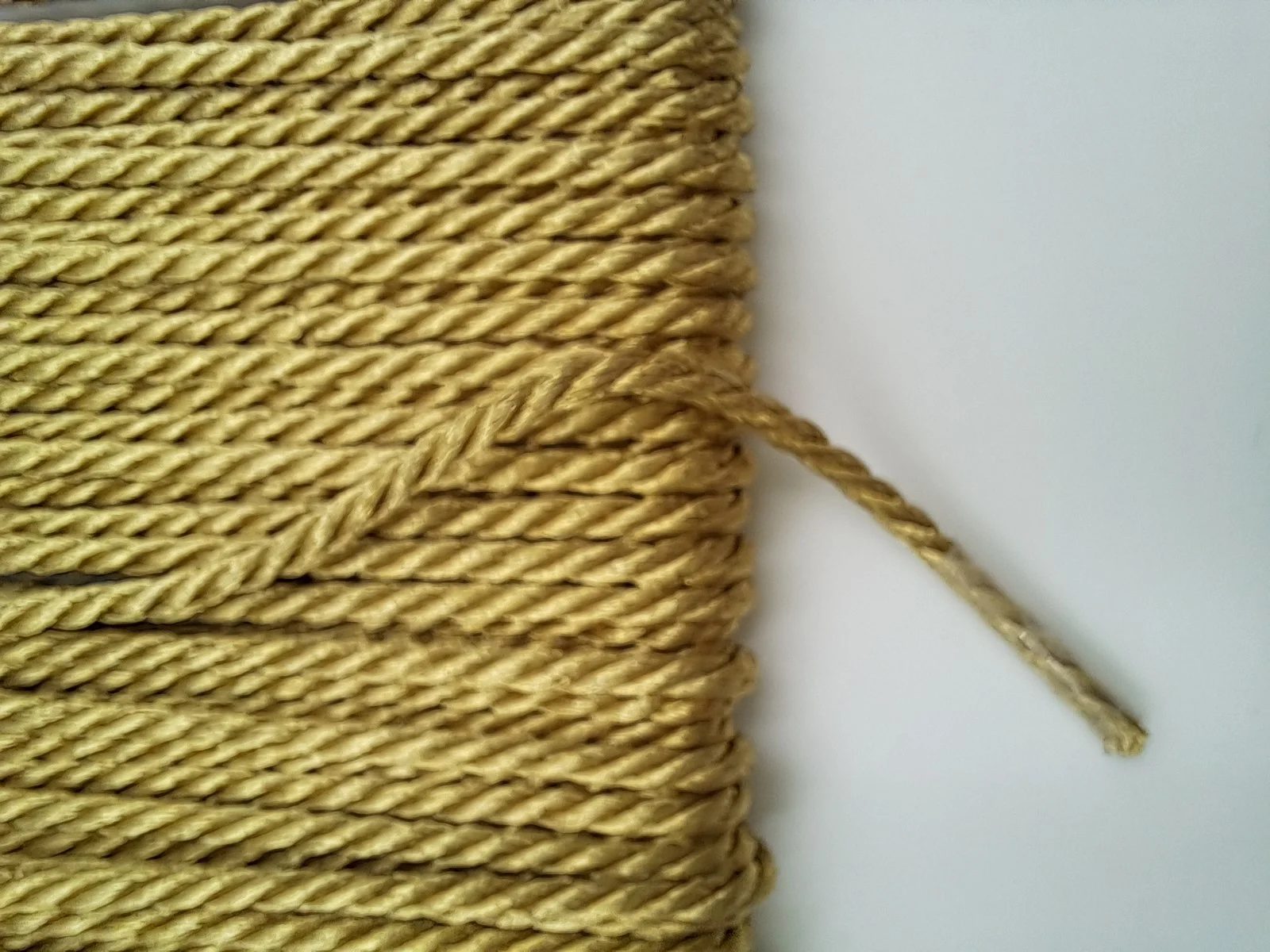 Cord Metallic Gold 3mm TC 56/ 3