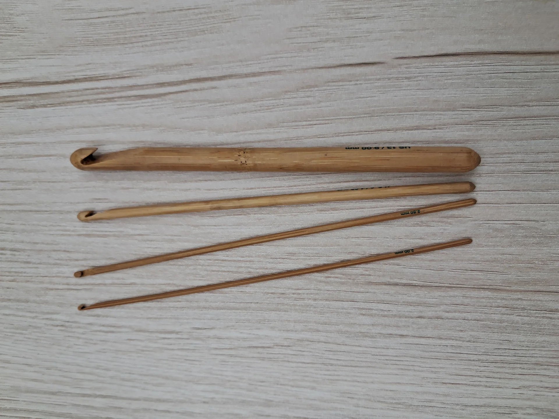 Crochet Hook Bamboo 10.00mm