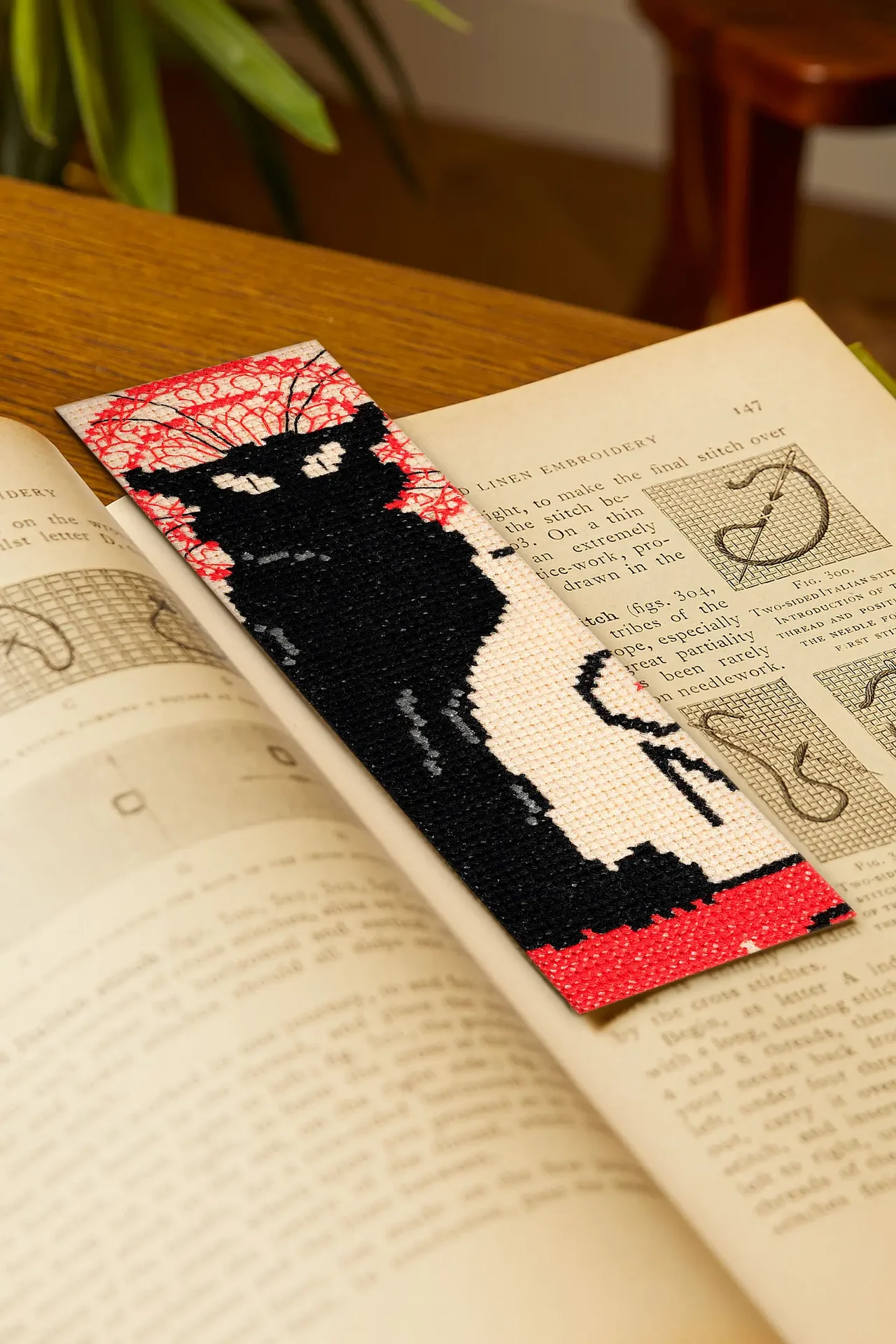 DMC Cross Stitch Book Mark Tour Black Cat