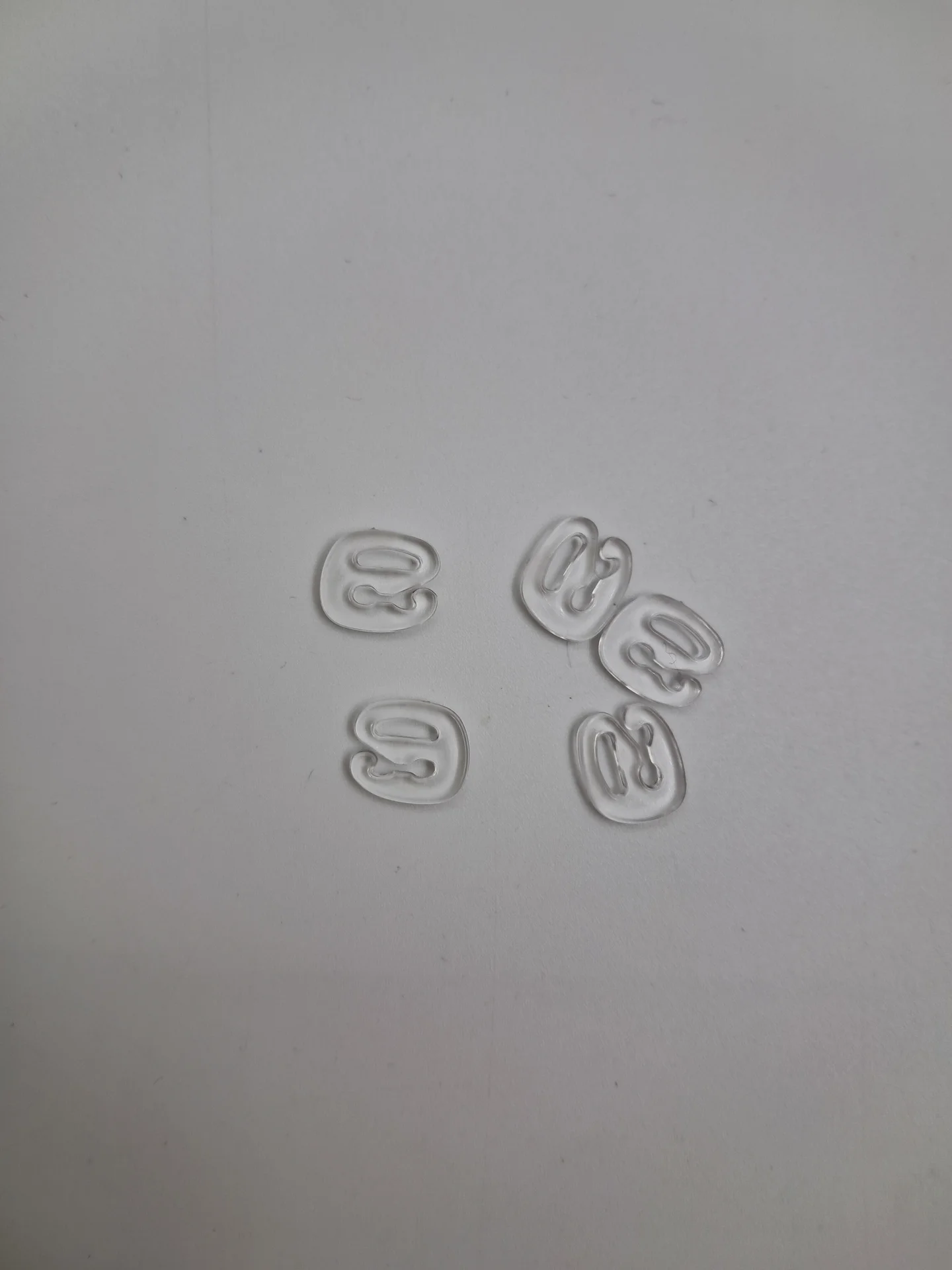 Plastic Hooks 6mm Clear