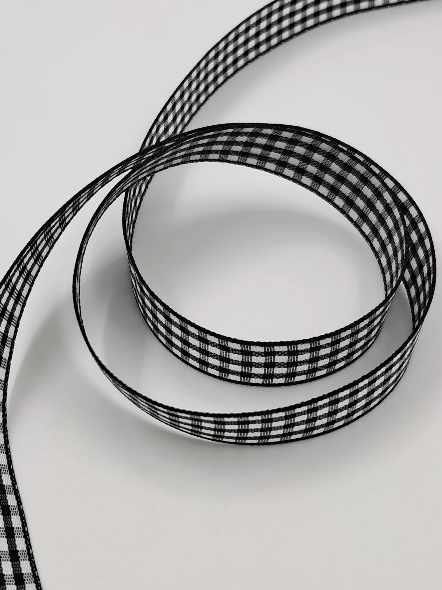 Ribbon Gingham Black White 16mm