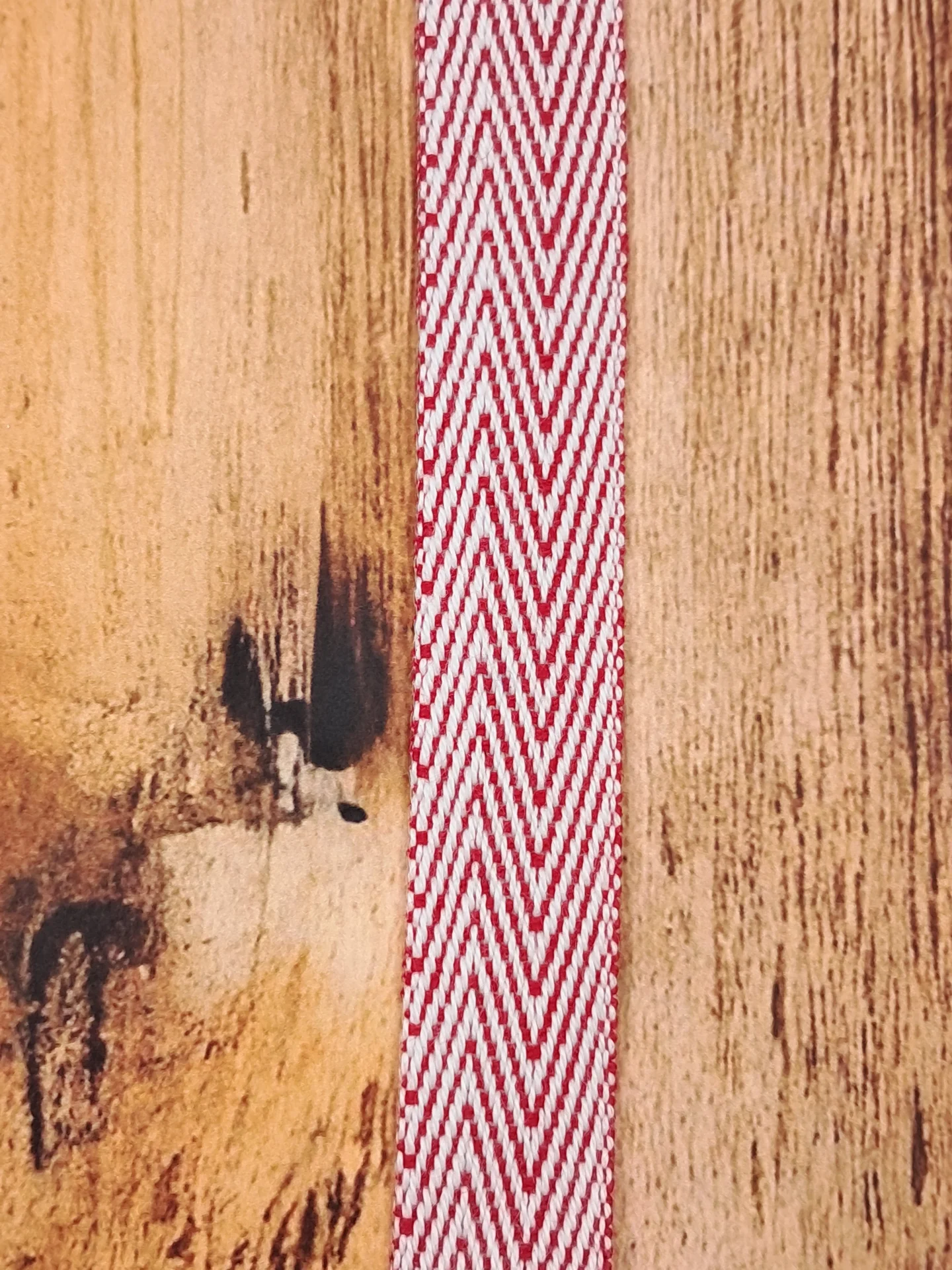 Ribbon Herringbone Red Wht 15mm