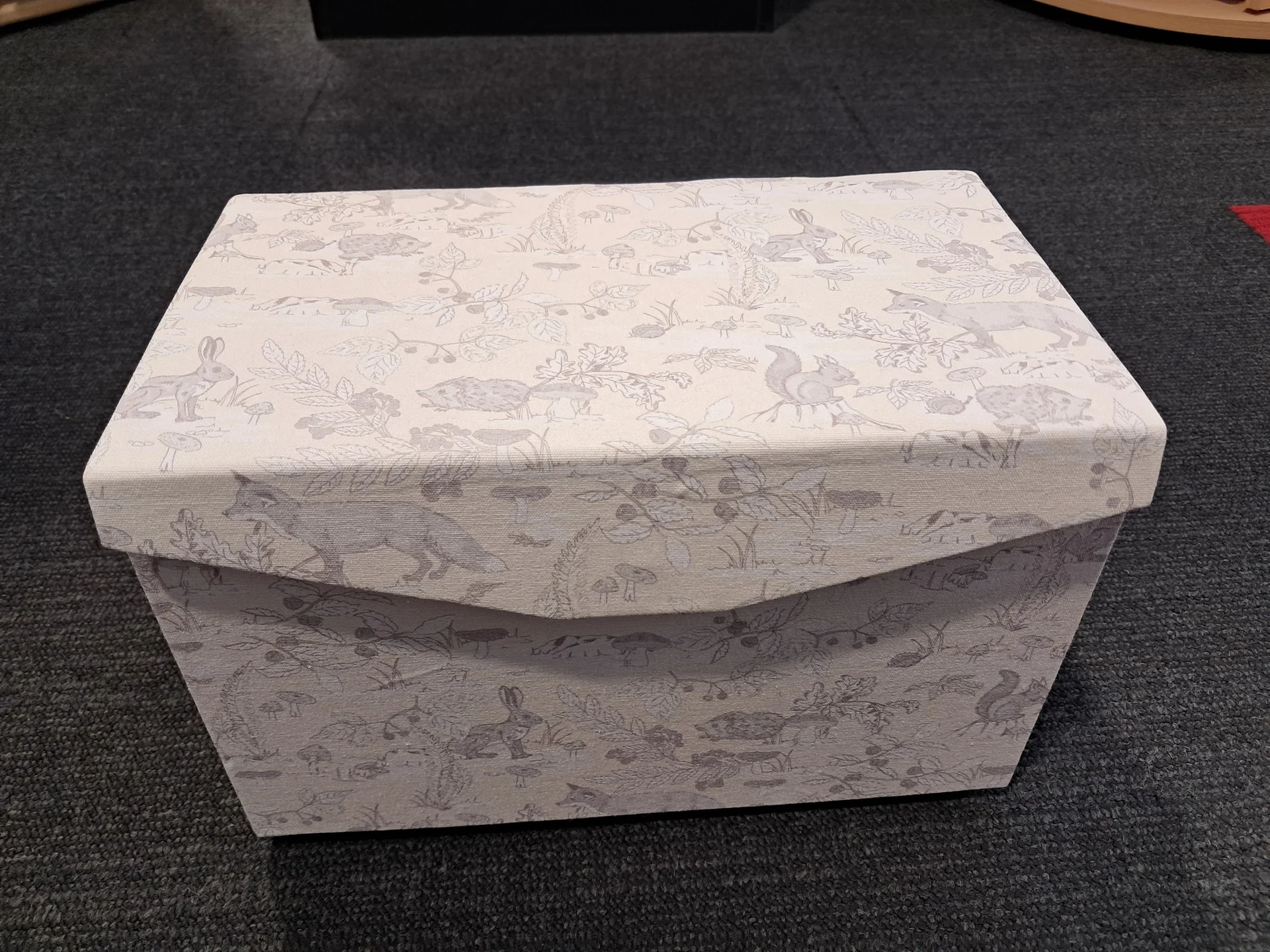 Sewing Basket Med Toile Natural
