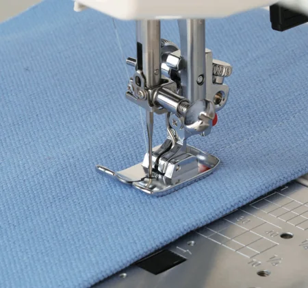 Straight Stitch Foot 7mm Clip On