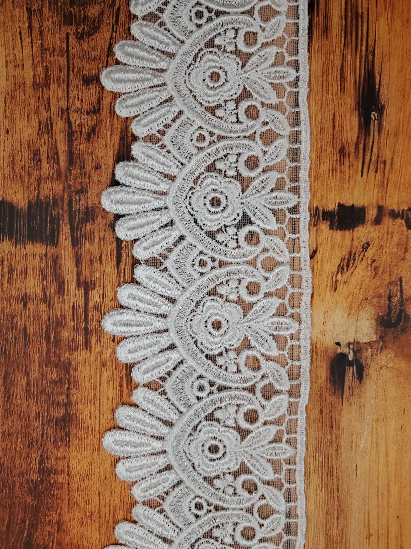 Trim Guipure Lace White SN 50